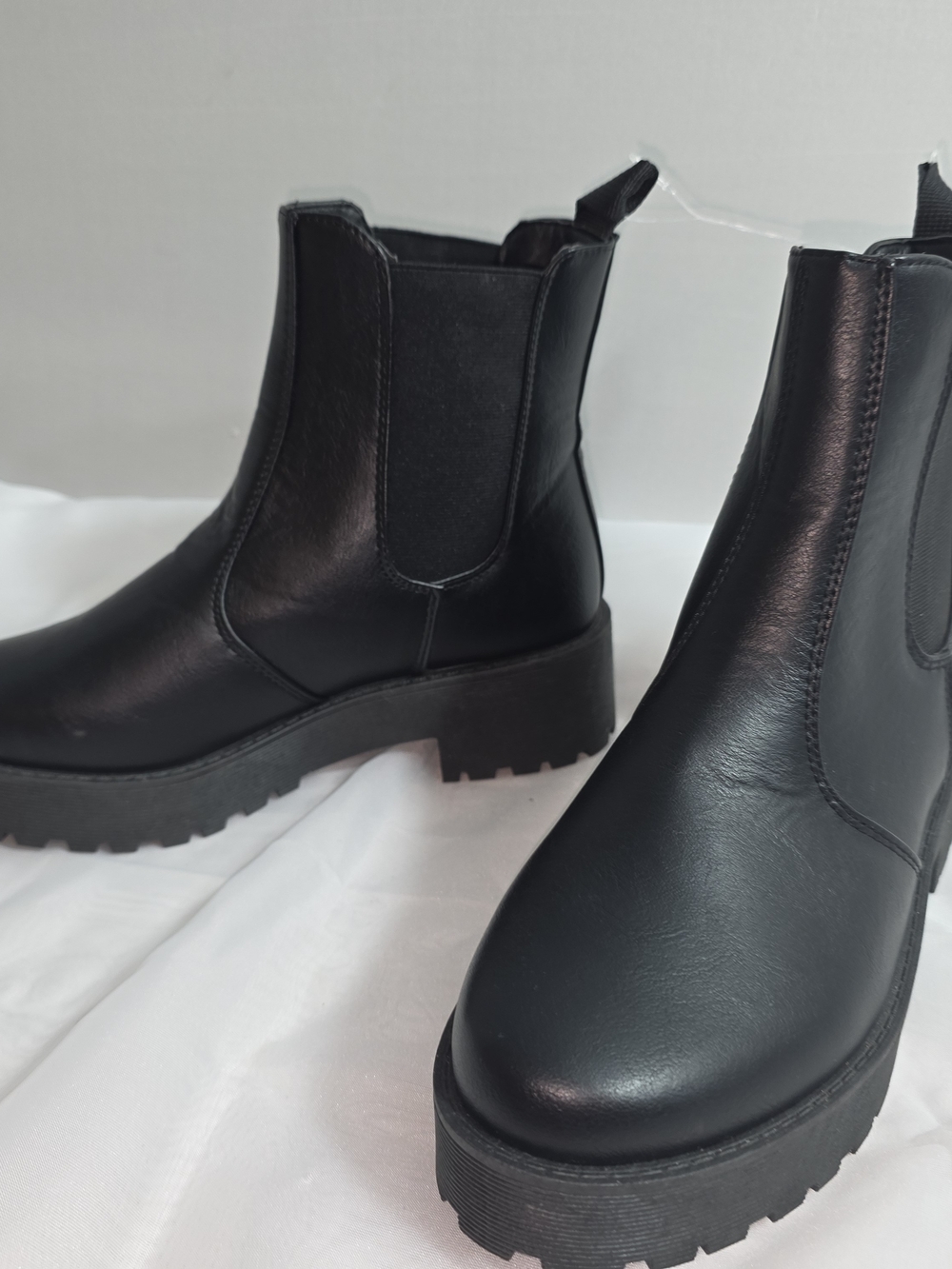 Dirty Laundry Black Chunky Chelsea Lug Booties